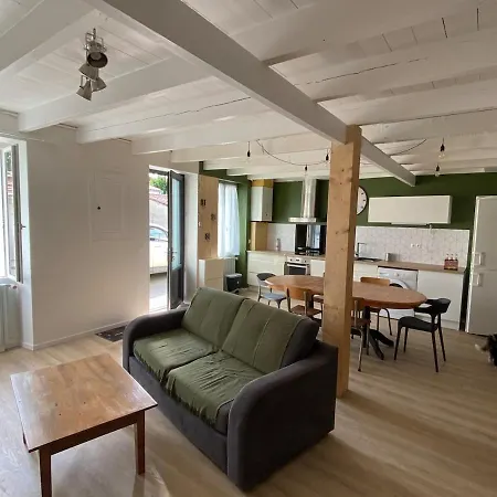 Apartamento Maison Avec 2 Et Car-port Dans